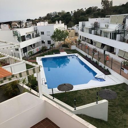 Apartamento Con Vista A La Piscina Daire Benalmádena Dış mekan fotoğraf