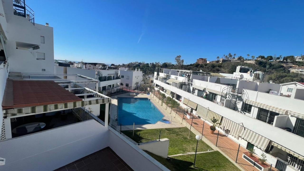 Apartamento Con Vista A La Piscina Daire Benalmádena Dış mekan fotoğraf