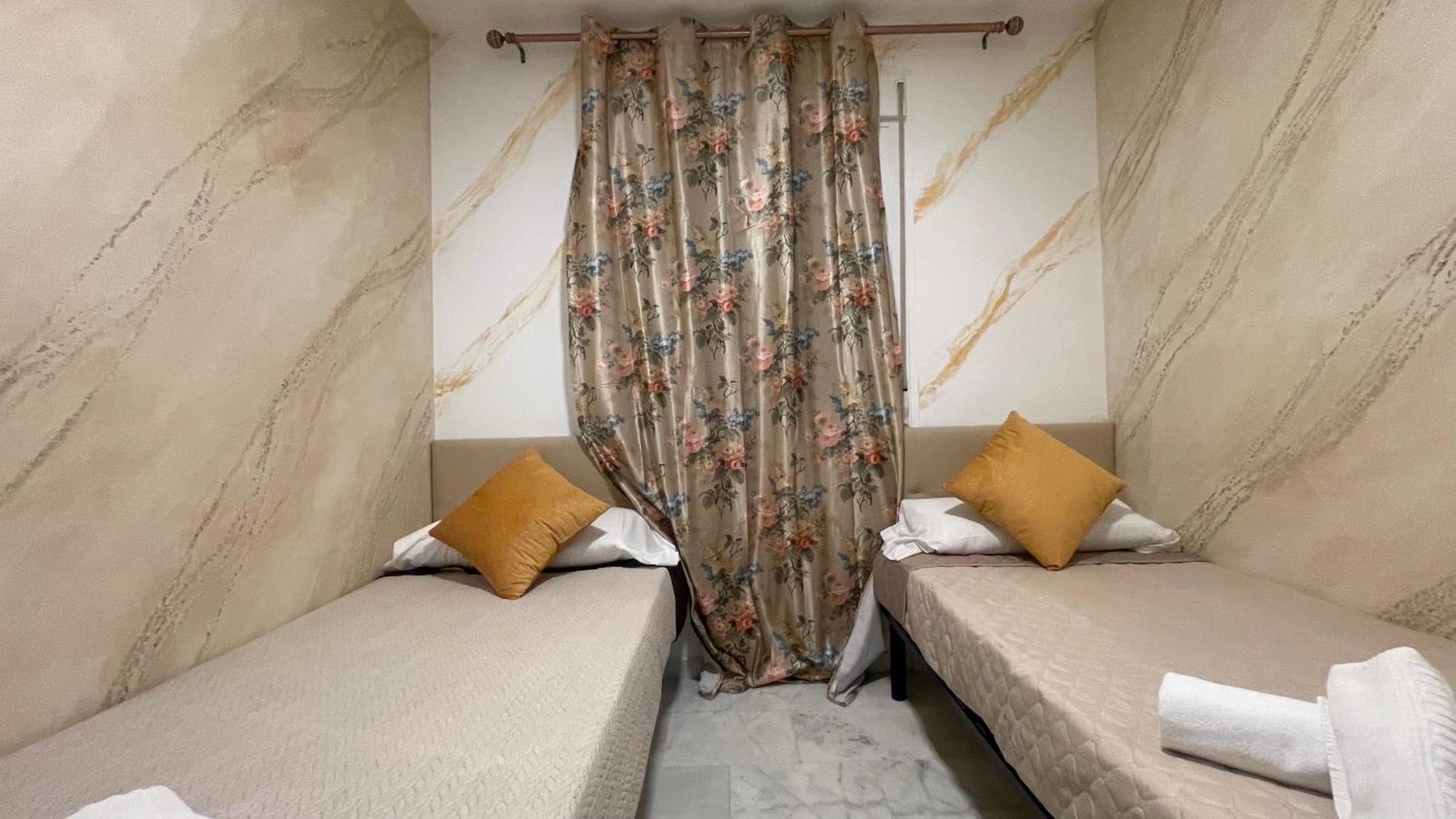 Apartamento Con Vista A La Piscina Daire Benalmádena Dış mekan fotoğraf