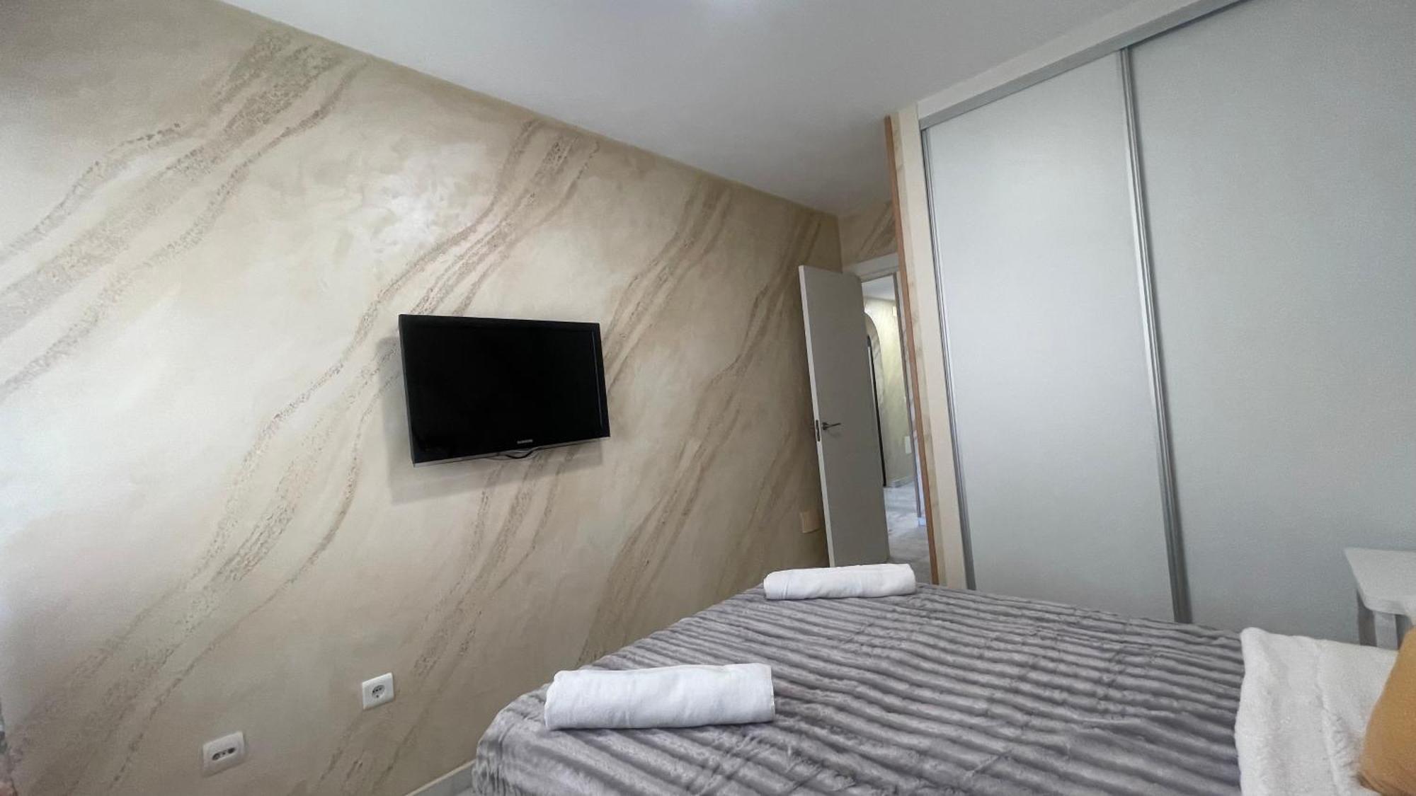 Apartamento Con Vista A La Piscina Daire Benalmádena Dış mekan fotoğraf